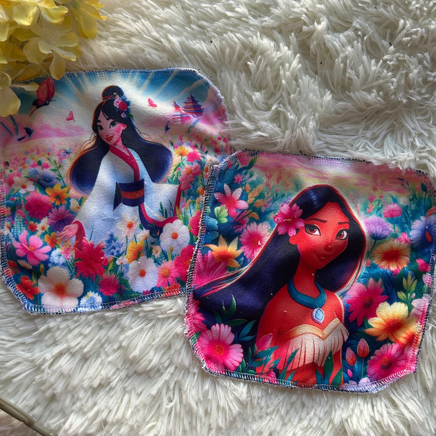 Débarbouillette princesse poca/mul