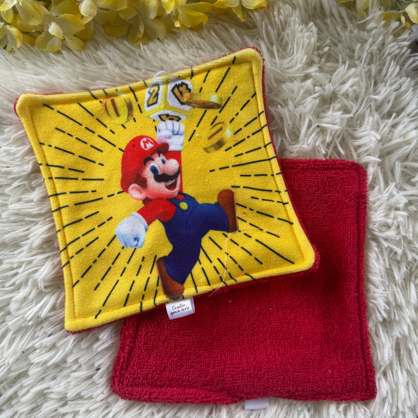 Débarbouillette premium mario jeux video
