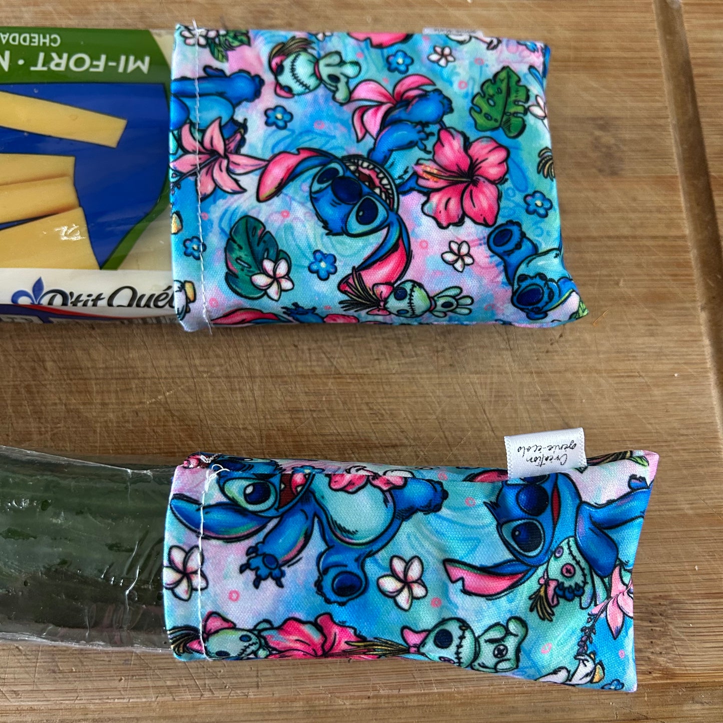 Bout de concombre/fromage extraterrestre bleu