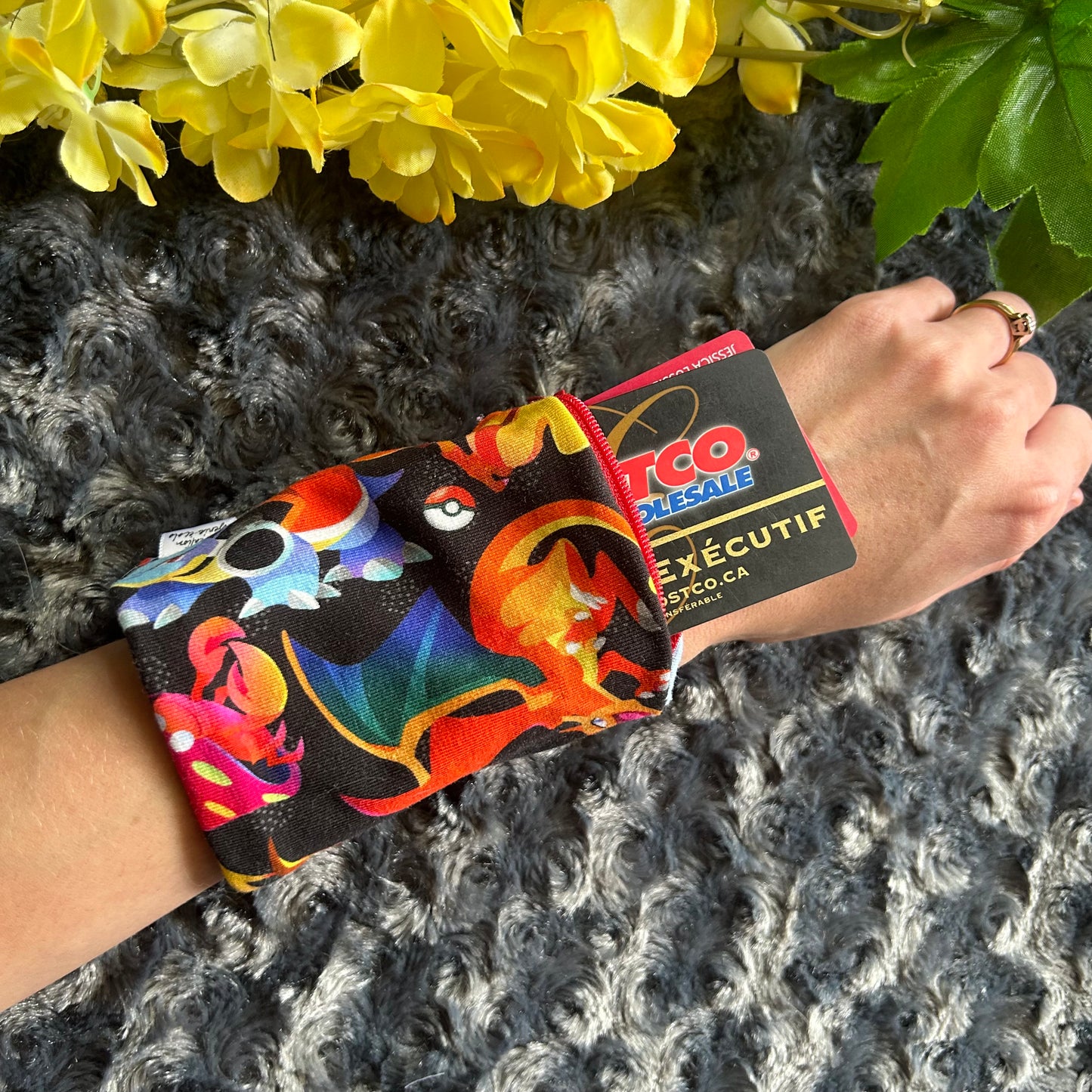 Portefeuille de poignet monstre