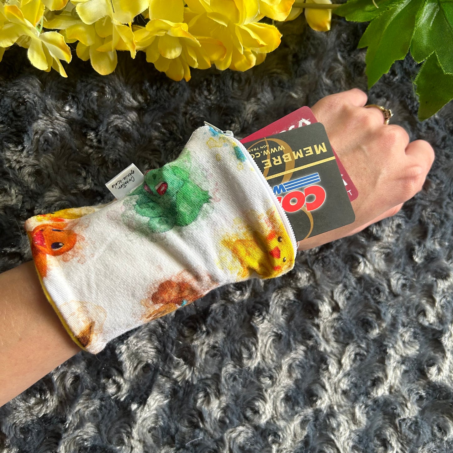 Portefeuille de poignet monstre