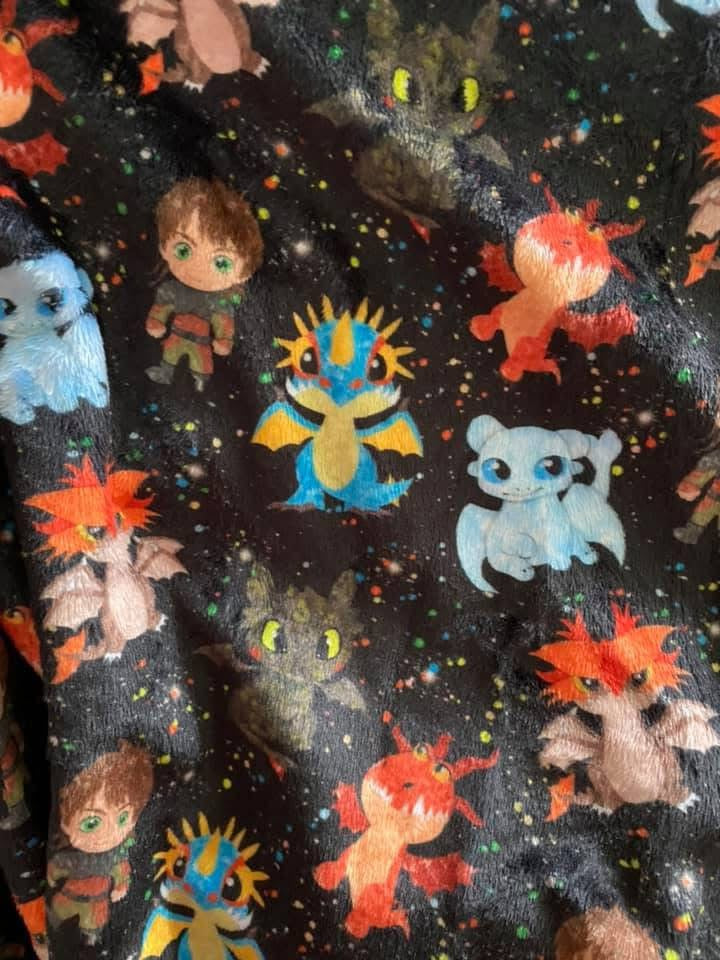 Serviette hygiénique lavable dragon minky