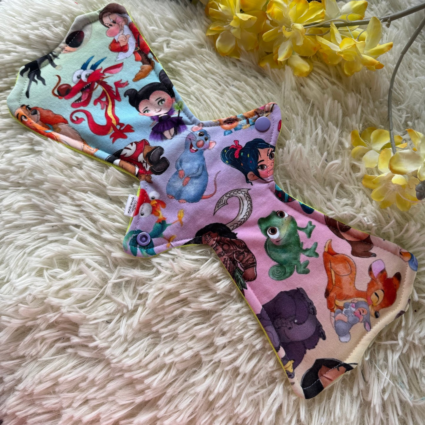 Serviette hygiénique 14” modéré  personnage