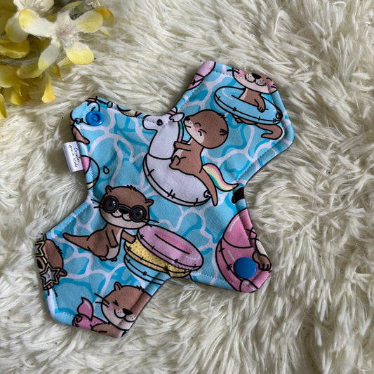 Serviette hygiénique 8“  loutre