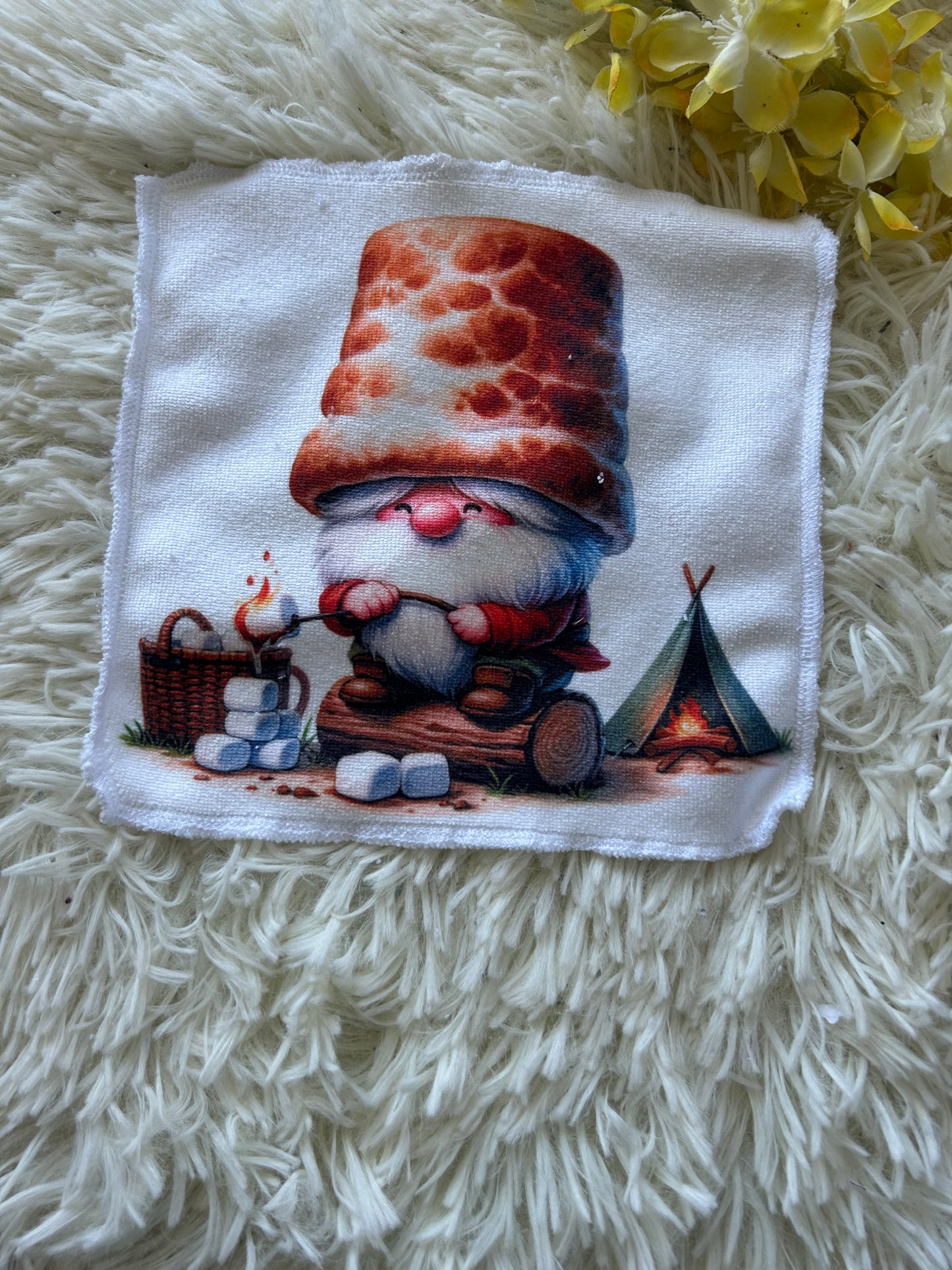 Débarbouillette chien gnomes smores