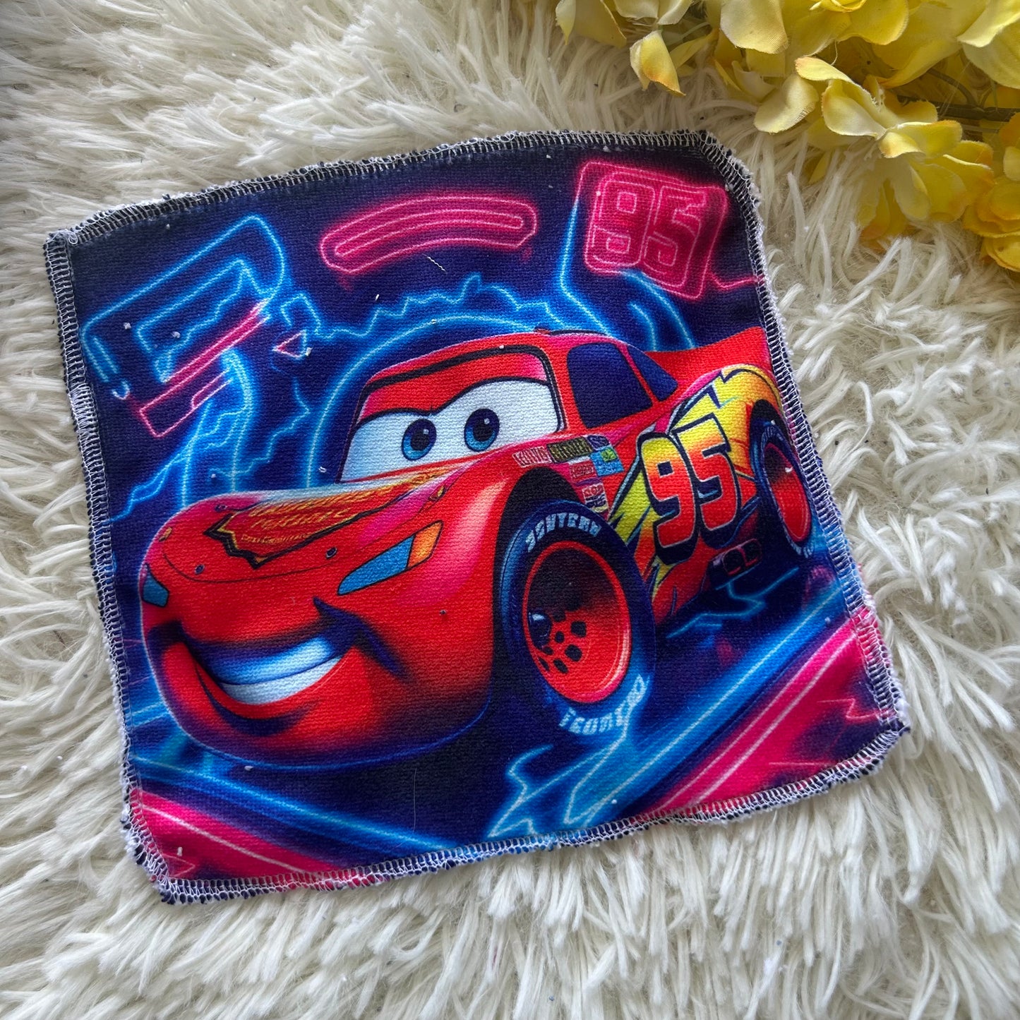 Débarbouillette personnage auto