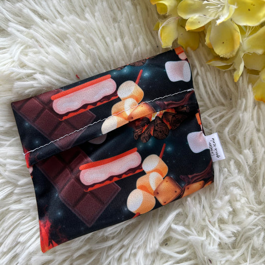 Pochette pour serviette hygiénique smores