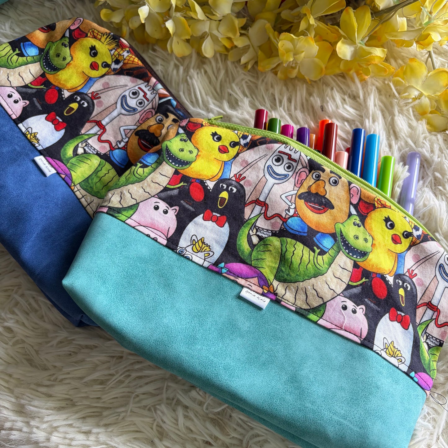 Trousse de crayon / maquillage jouet