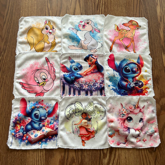 Débarbouillette personnage extraterrestre bleu