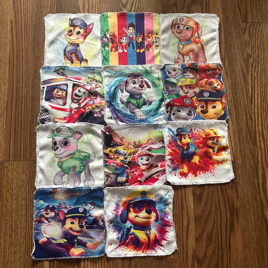 Débarbouillette  chien patrouilleur