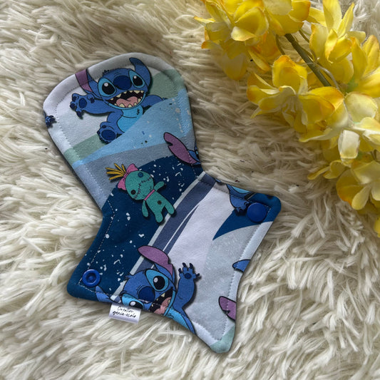 Serviette hygiénique 8“ Protege dessous personnage bleu