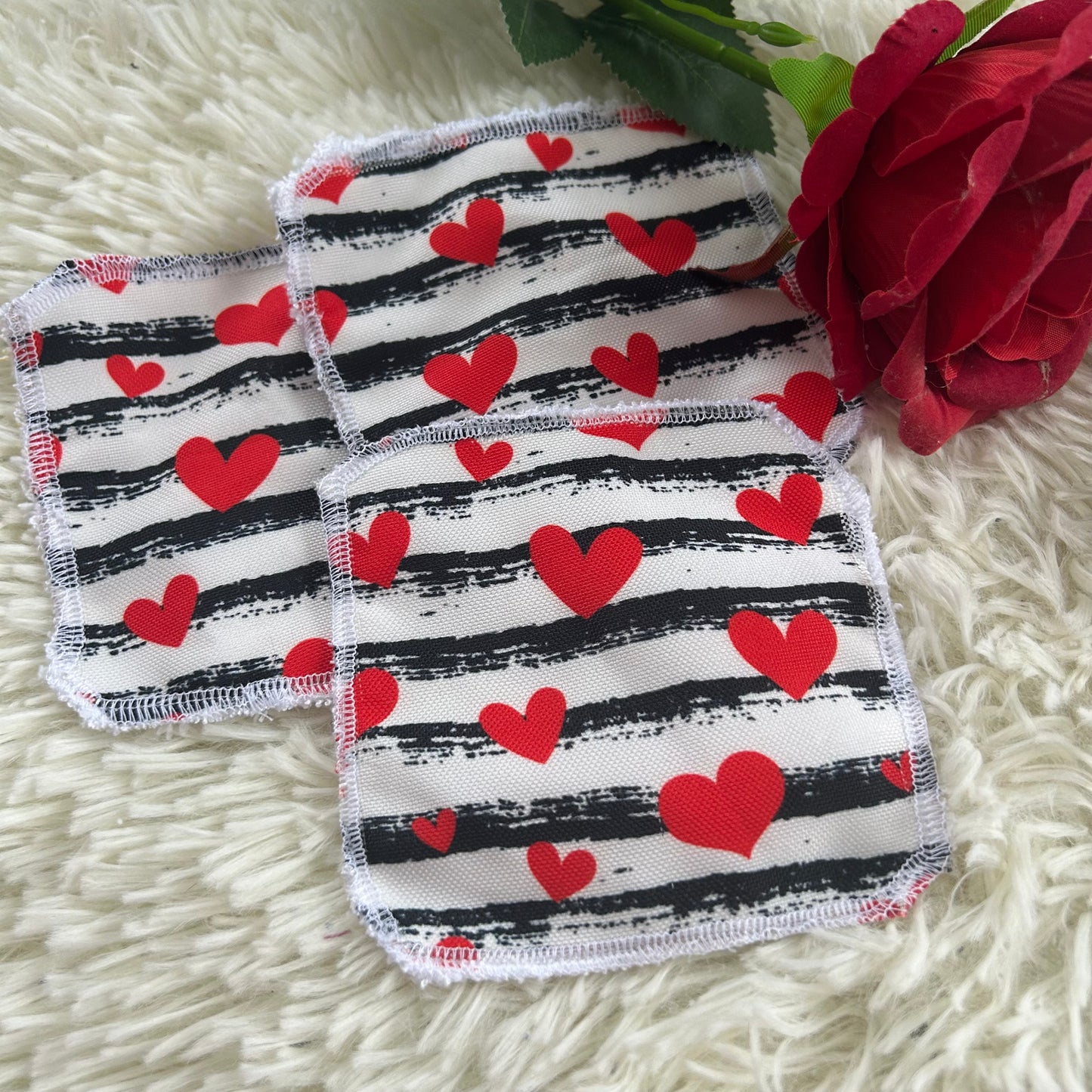 Tampon démaquillant coeur