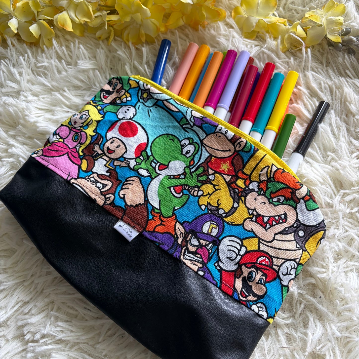 Trousse de crayon / maquillage jeux video mario