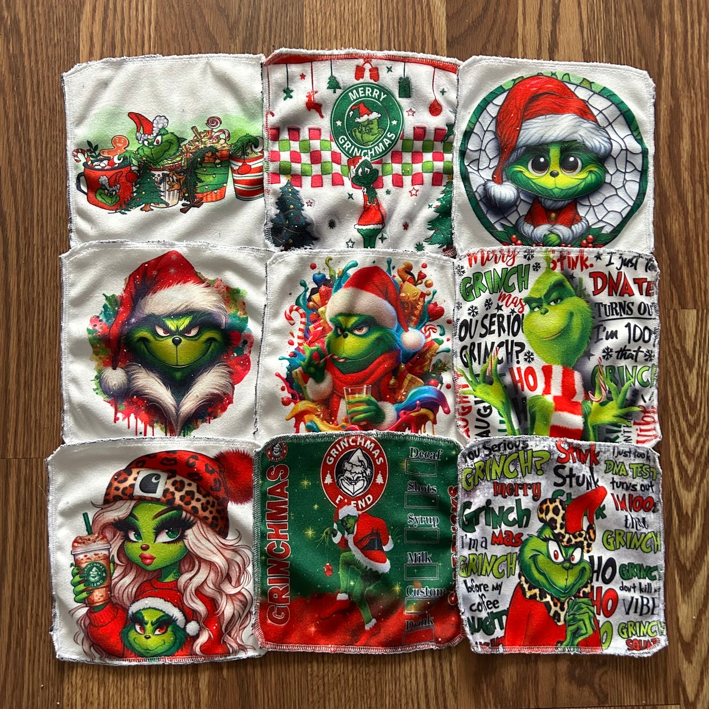 Débarbouillette personnage grincheux noel