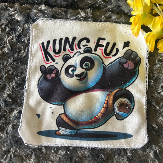 Débarbouillette kungfu panda