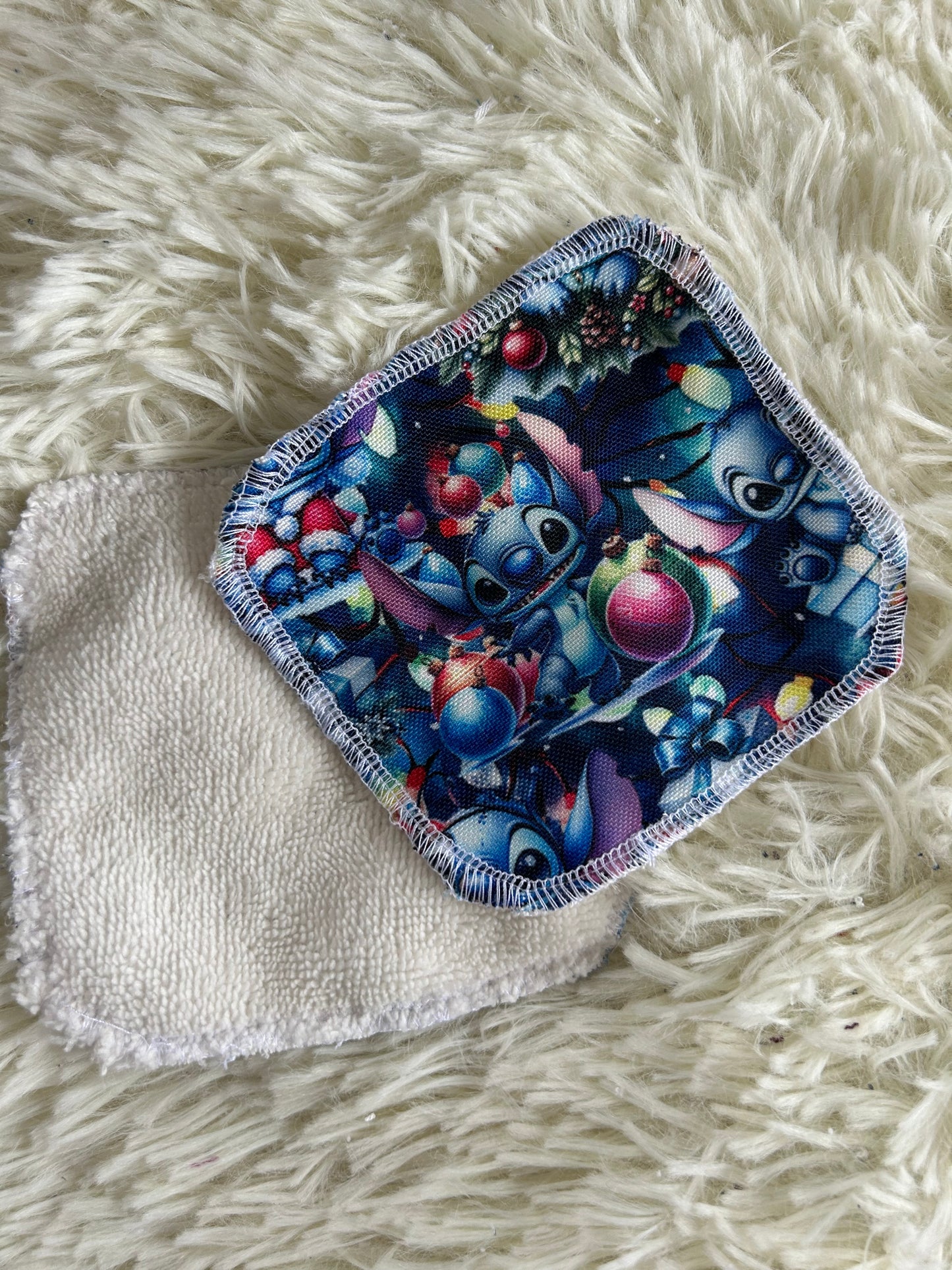 Tampon démaquillant extraterrestre bleu de noel