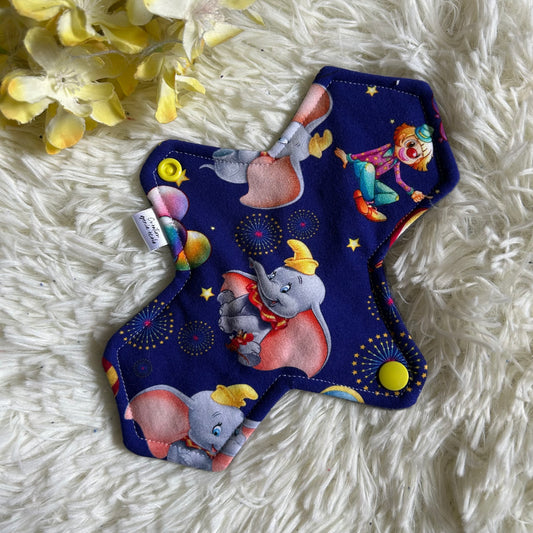 Serviette hygiénique 8“  élephant