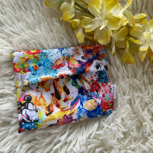 Pochette pour serviette hygiénique personnage
