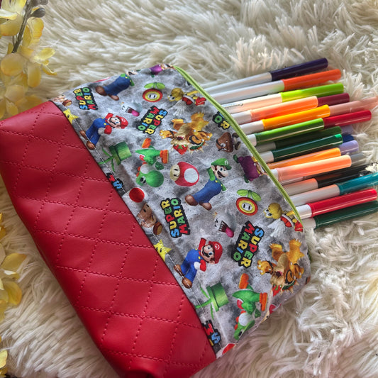 Trousse de crayon / maquillage  jeux video